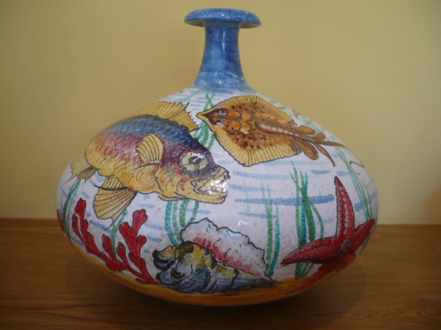 HAND PAINTED FISH CERAMIC VASE P768